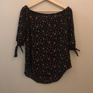 Off the shoulders top